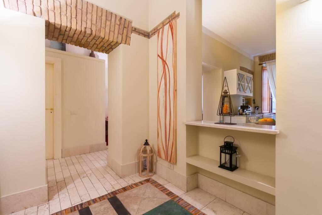 Borgo Pio - Quite And Spacious Apt Rome Exterior photo