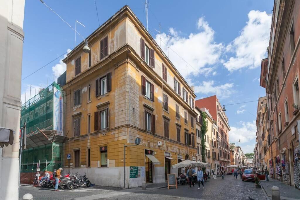 Borgo Pio - Quite And Spacious Apt Rome Exterior photo